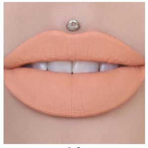 Jeffree Star Velour Liquid Lipstick in Nude Beach